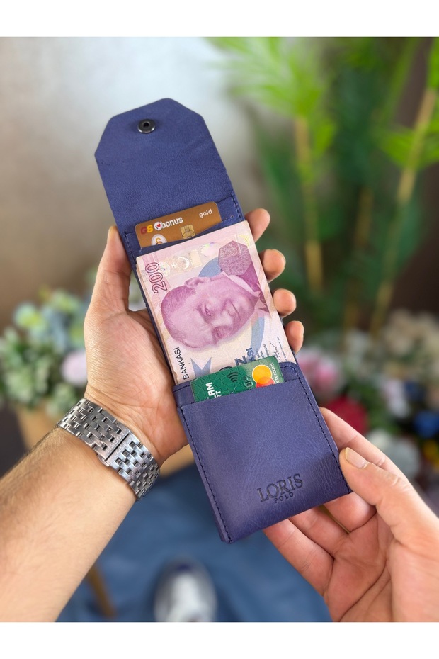 Viral Genuine Leather Convenient Unisex Wallet with Plenty of Card Holders