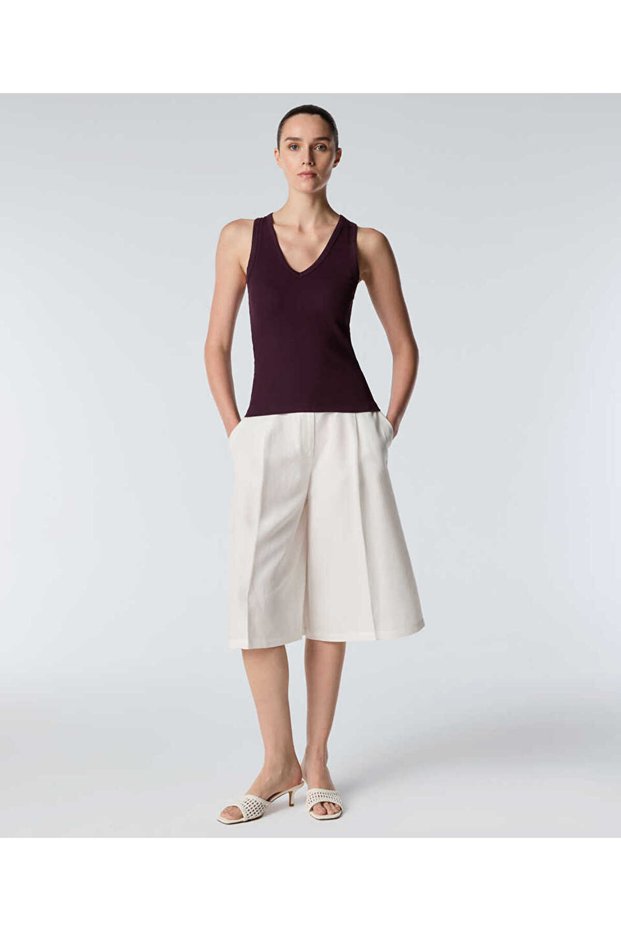 V-Neck Basic T-Shirt