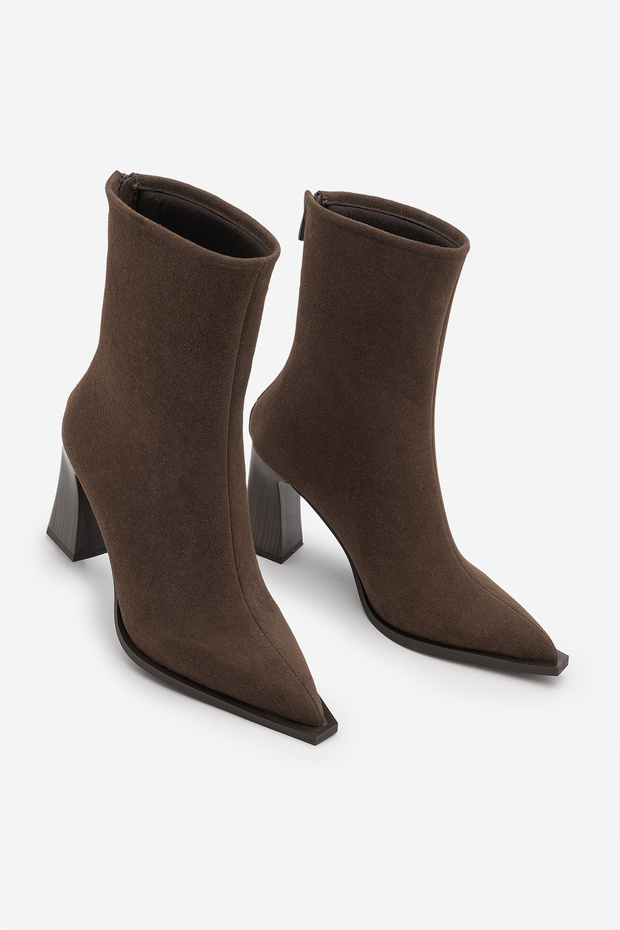 Women's Heeled Boots Pointed Toe Cowboy Back Zipper Bitter Brown Thick Heel Kikas Brown Suede