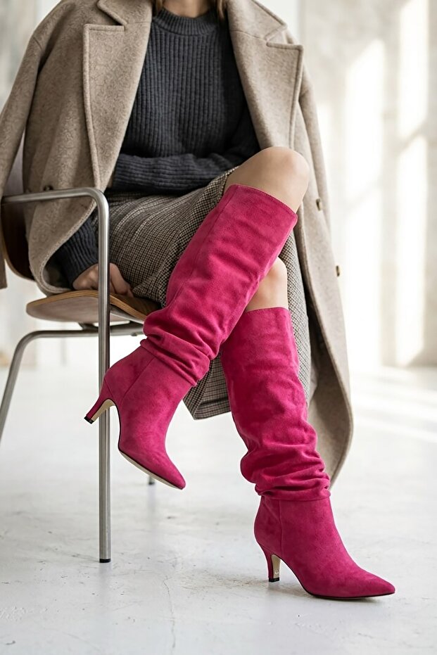 Rumba Pink Suede Gusseted Pull-On Casual Women's Boots