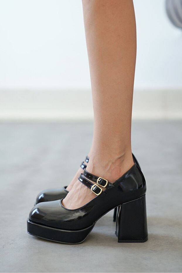 Women's Forlan Platform Heeled Shoes - Black-Patent Leather