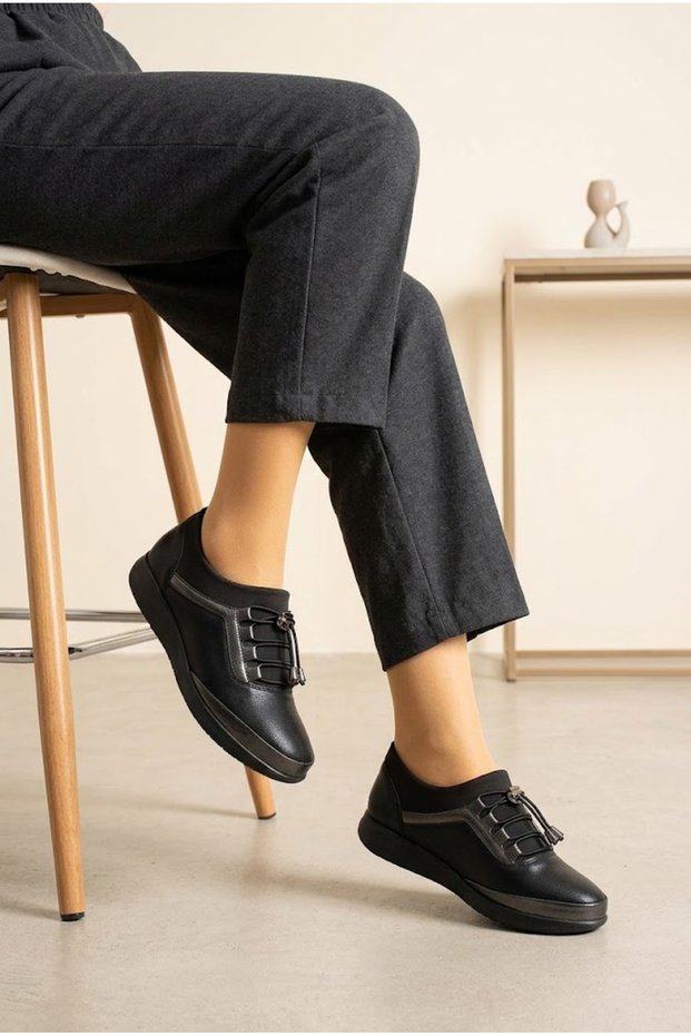 Women's Full Orthopedics with Rubber Laces