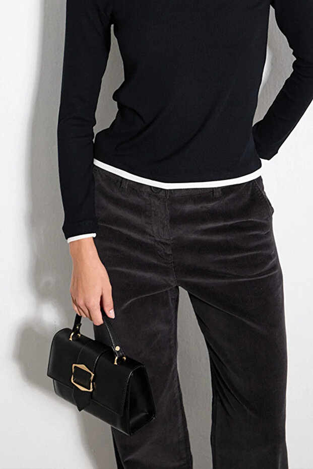 Faux Leather Bag with Gold Accessories - Black