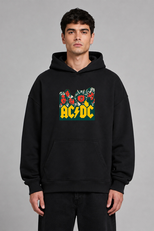 سويت شيرت أسود كبير الحجم بطباعة أمامية من تصميم شيطان ACDC