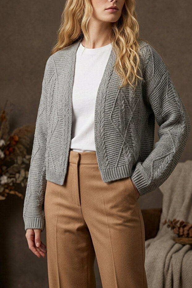 Women's Oversize Draped Patterned Cropped Knitwear Basic Cardigan