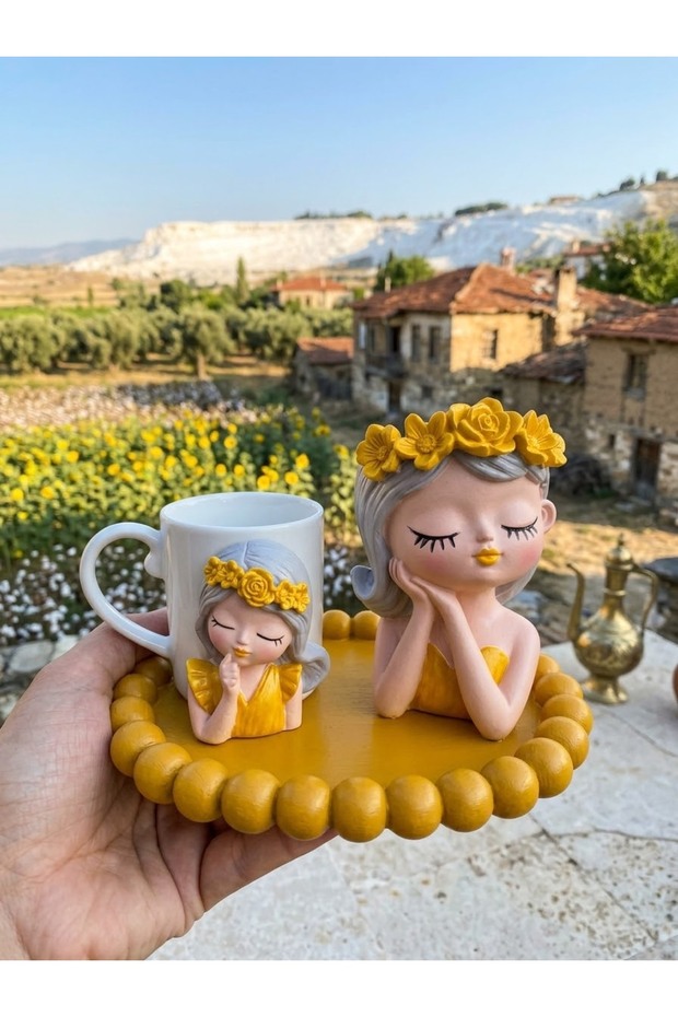 Flower Crowned Girl Themed Turkish Coffee Cup Presentation Set