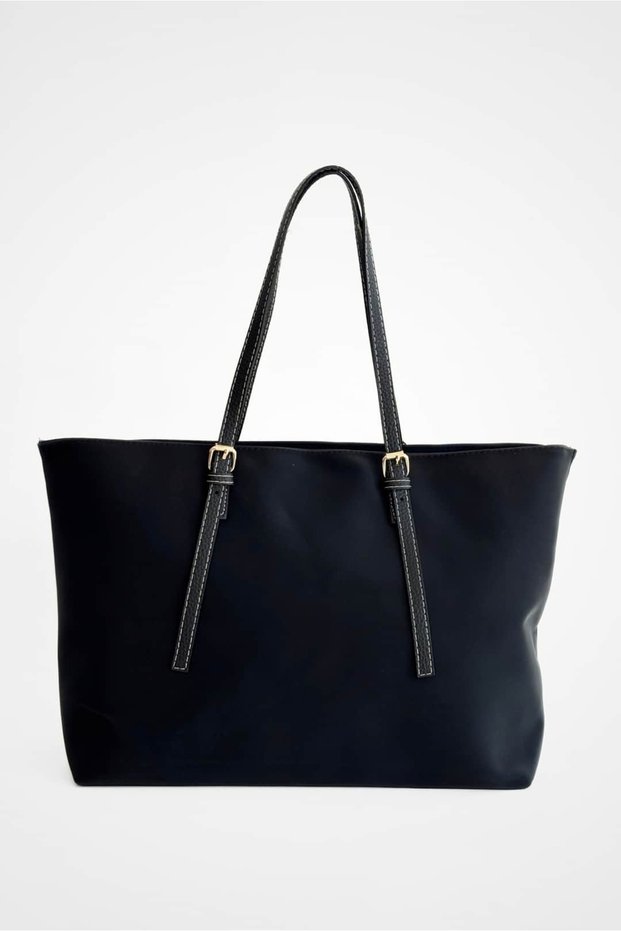 Tiana Waterproof Shoper Bag with Adjustable Handle Detail