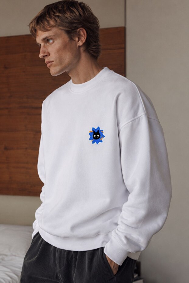 Men's Oversize Sweatshirt Spark Cat Printed White – Crew Neck, 3 Thread Raster Fleece