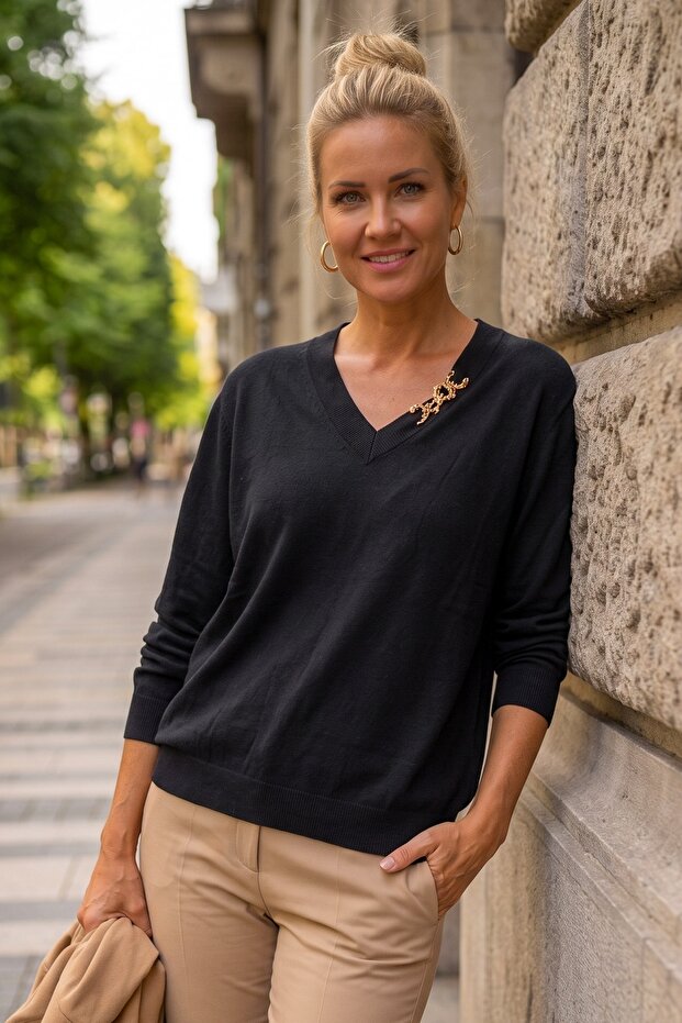 Black V-Neck Long Sleeve Ribbed Collar Casual Knitwear Sweater with Chain Accessory 63 62