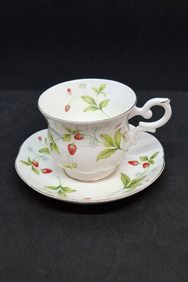 Strawberry Field Fine Bone China Cup 180 ml