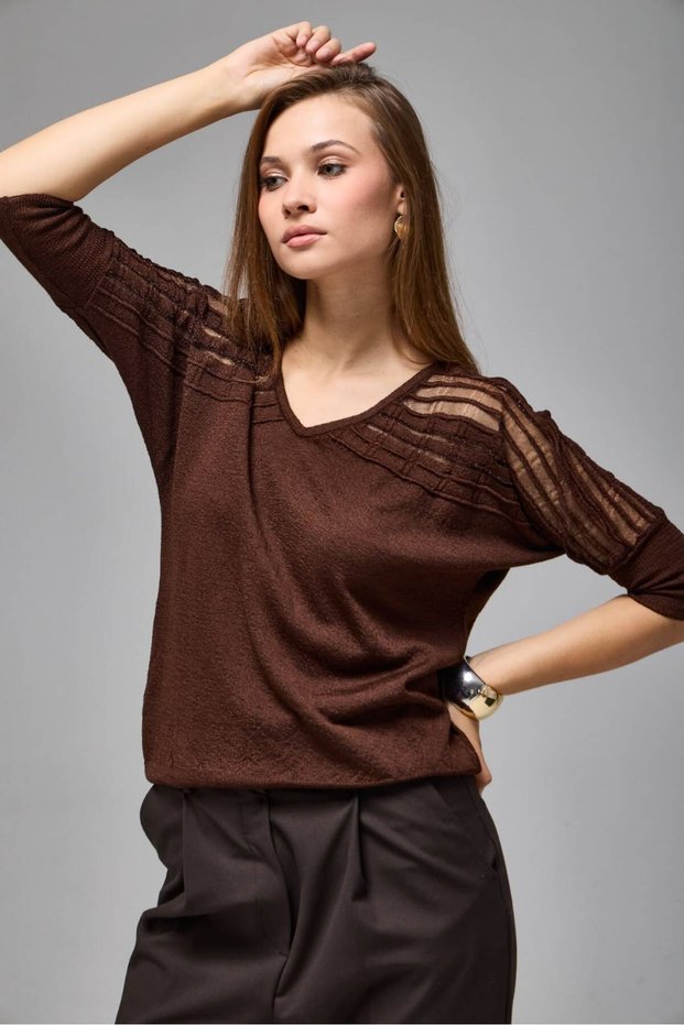 Women's V-Neck Half Sleeve Sweater