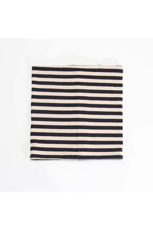Reversible Pull-On Snood Black