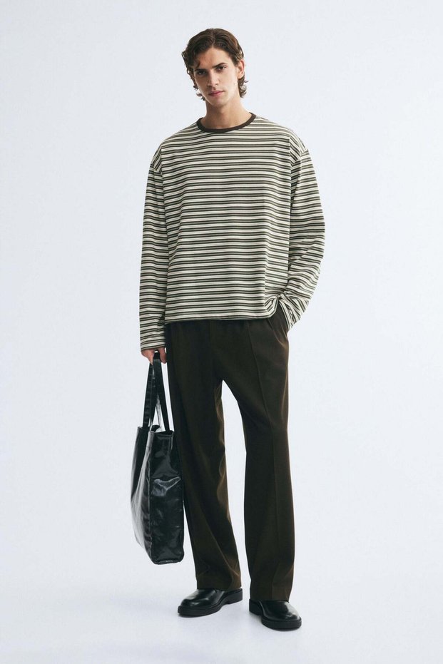 Relaxed Fit Boxy long-sleeved T-shirt