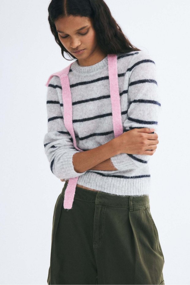 Fitted jumper