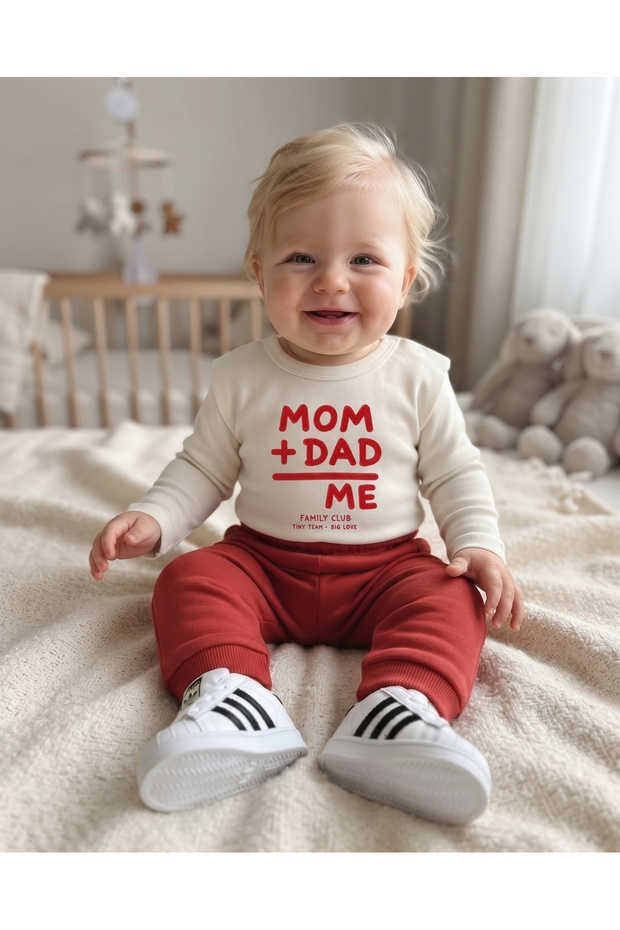 Mom Dad Me Printed Long Sleeve Baby Bodysuit Unisex 100% Cotton