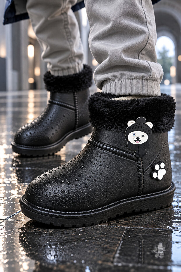 Children's Waterproof Rain Boots with Plush Detailing, Teddy Bear Figure, and Fur Inside