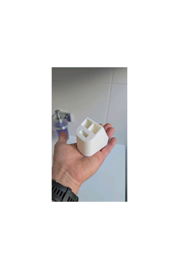 Bathroom and Personal Care Organizer – Tweezers, Nail Clippers, and Small Accessory Holder