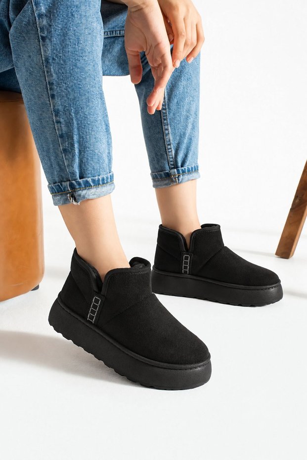 Women's Comfortable Soft Sole Thick Poly Sole Lined Suede Look Casual Boots Mini Boots