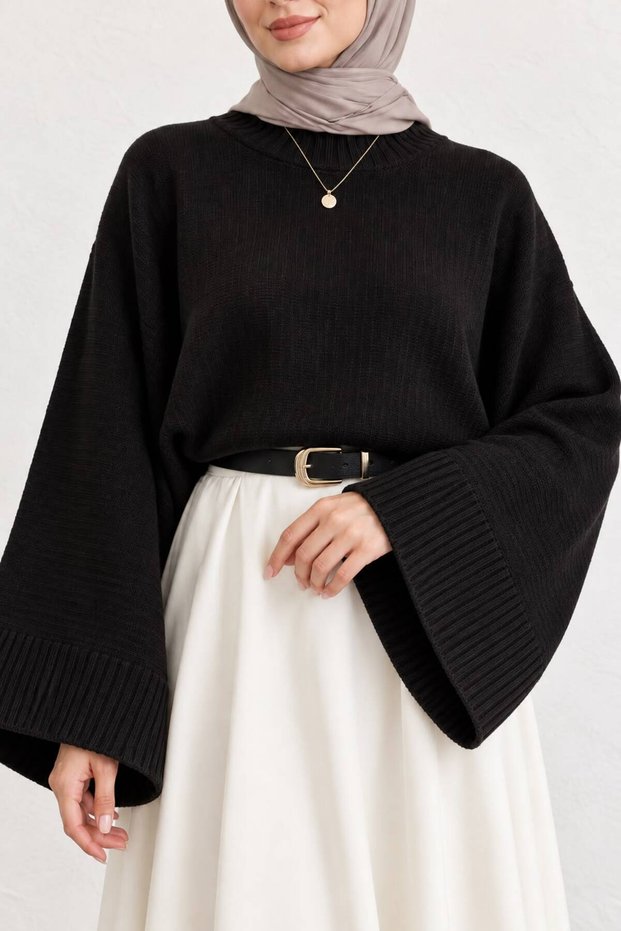 Women's Black Crew Neck Oversize Wide Sleeve Knitwear Sweater