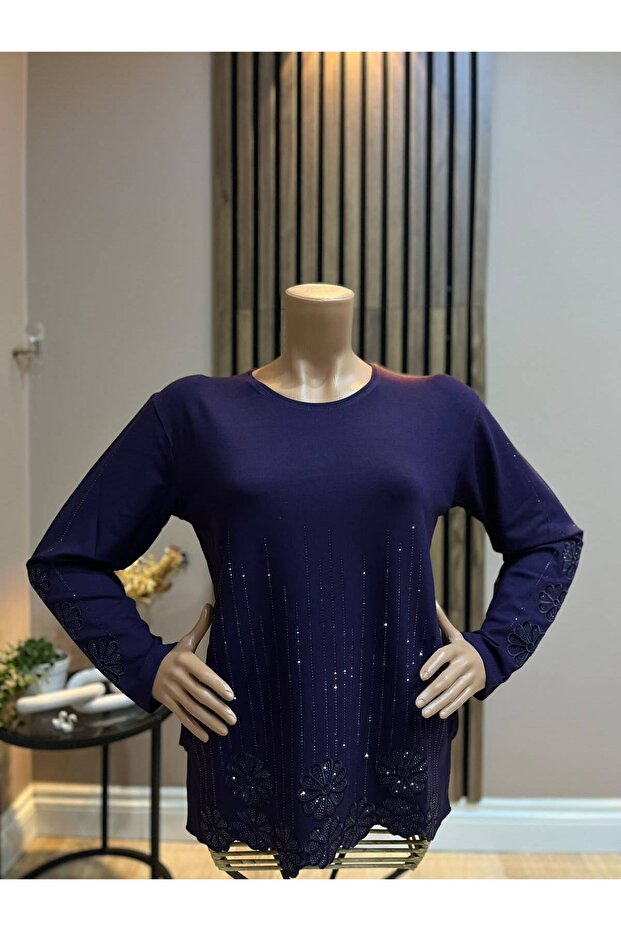 Women's Middle Age and Above Laser Cut Hem Daisy Winter Mother Combed Cotton Blouse