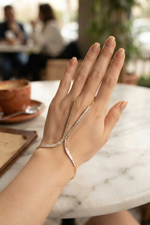 Gold Color Brass Zircon Stone Baguette Model Şahmeran