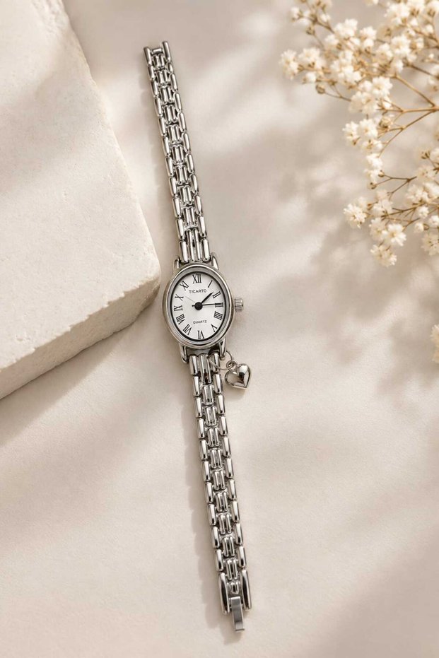 Heart Charm Detailed Vintage Women's Wristwatch