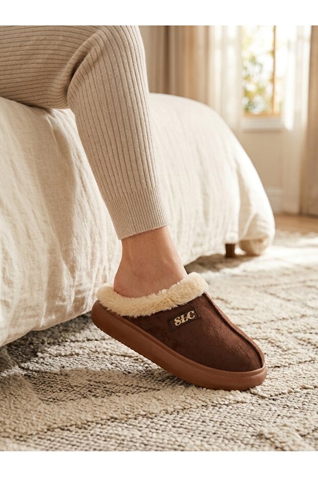Plush House Slippers with Fur Inside, Warm Sole, Comfortable Winter Slippers, Non-Slip Sole