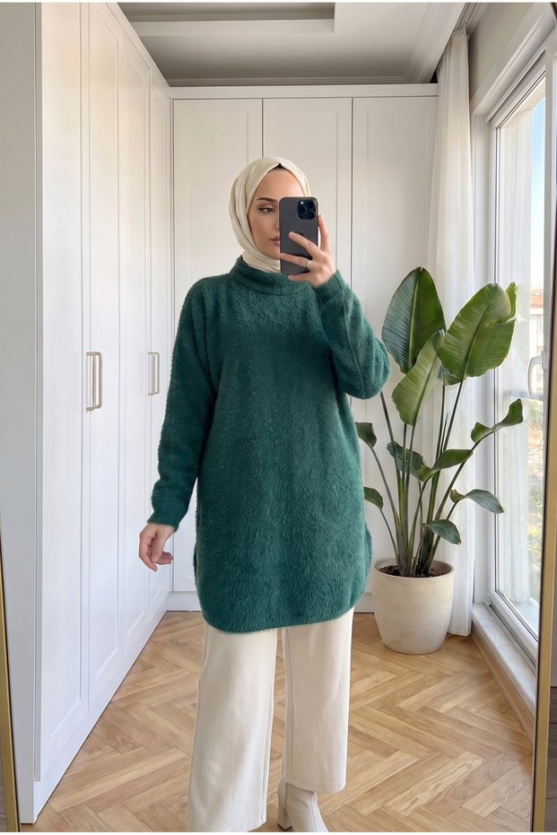 Women's Plush Bearded Knitwear Oversize Tunic Sweater 80 cm