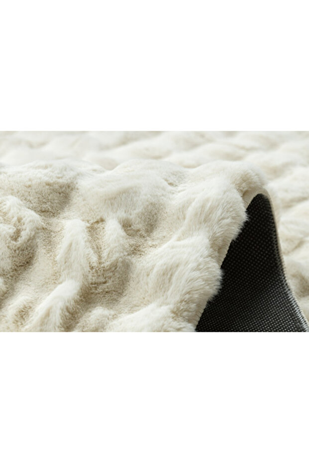 Carpet - Cream - Machine Carpet