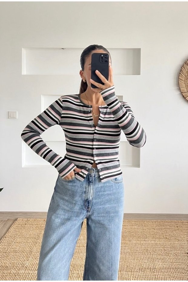 Gray Striped Snap Fastener Long Sleeve Blouse