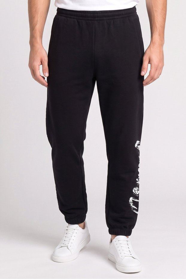 Men Relaxed Fit Training Track Pants, Black