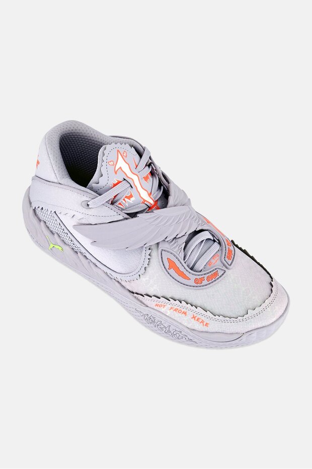 Men MB,05 Metallic Lace Up Basketball Shoes, Light Grey
