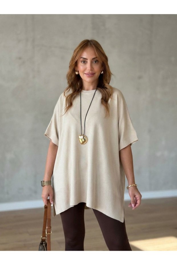 Women's crew neck short batwing sleeve side slit oversized flowy mercerized blouse