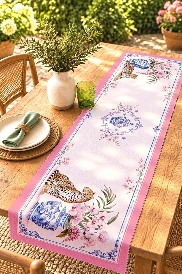 Paris and Cats Patterned Runner/Tablecloth/Placemat