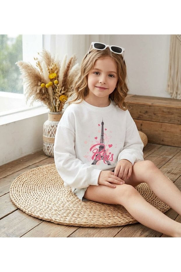 Girl's Sweatshirt Little Girl Heart Patterned White Long Sleeve