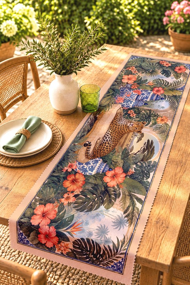 Artistic Leopard Patterned Runner / Tablecloth / Placemat