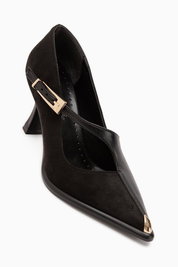 Cruse Black Belted Women's Heeled Shoes