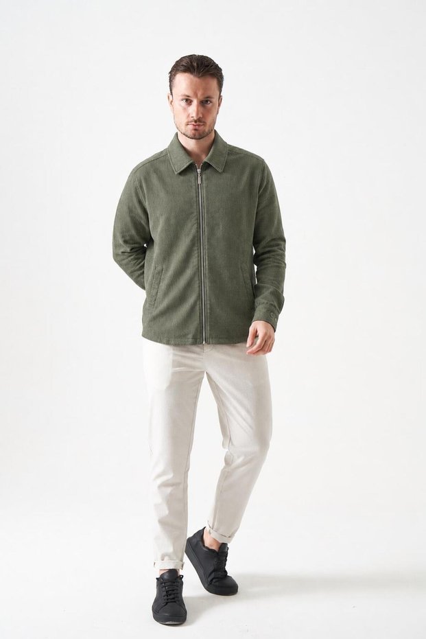 Men's Pine Green Velvet Coat with Zipper and Internal Garnish, Flat Pockets on the Sides