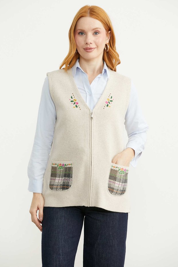 Zippered Knitwear Vest with Pockets - Beige