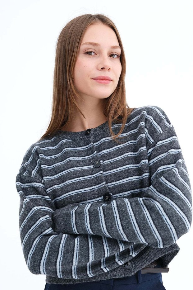 Striped Knitwear Cardigan H3546
