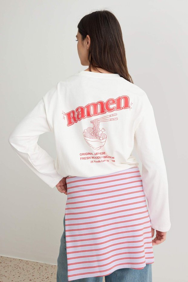 Ekru Pamuklu Sırt Baskılı Oversize Bisiklet Yaka Örme T-Shirt TWOAW27TS00064 TWOAW27TS00064