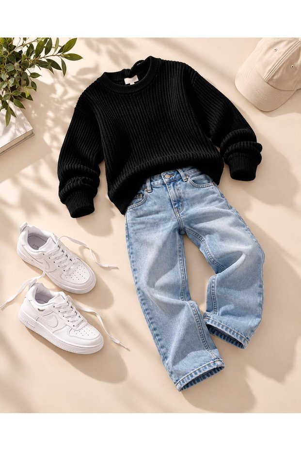 Capsule Outfit Set Knitwear Seasonal Sweater / Denim Pants Set