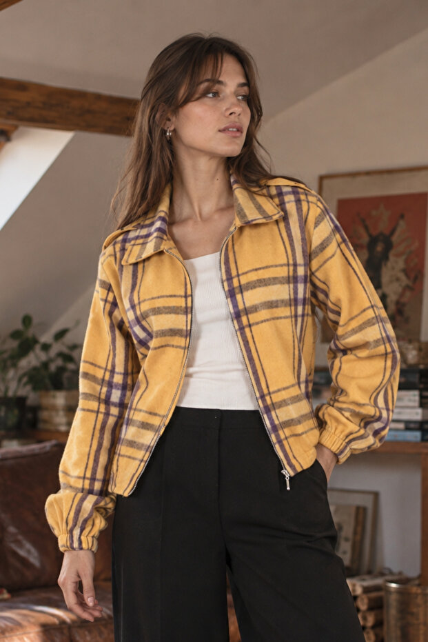 Women's Yellow Front Zippered Coat with Elastic Sleeves Arm-27K001040