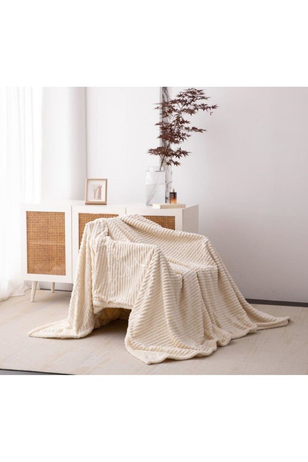 Flannel Jacquard Embossed Blanket