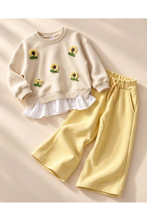 Daisy appliqued cream - yellow color sweatshirt - tracksuit top and bottom set