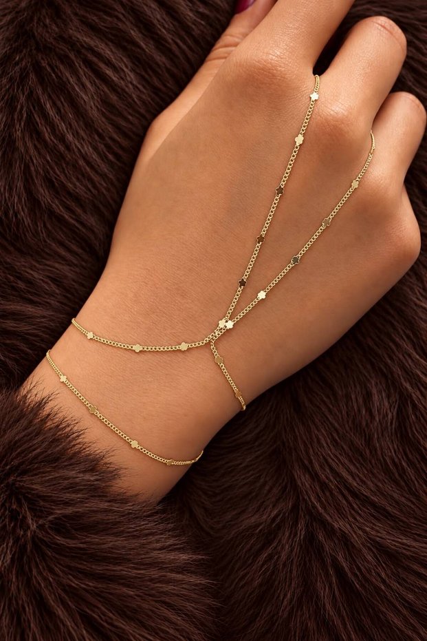 Star Sequined Elegant Non-Tarnish Steel Shahmeran Bracelet