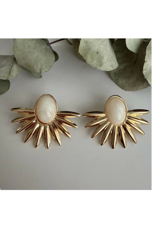 Cream Stone Half Flower Earrings