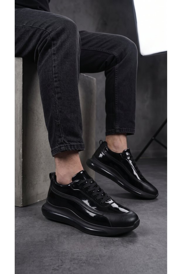 Genuine Leather Orthopedic Non-Slip Sole Laced Patent Leather Detailed Casual Shoes