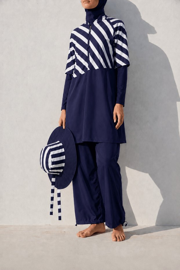 Asymmetrical Thick Striped Hijab Swimsuit - Navy Blue