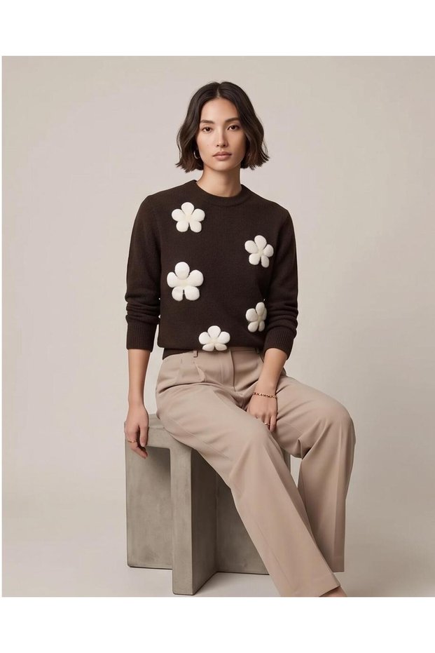 Women's Floral Appliqué Detailed Knitwear Sweater